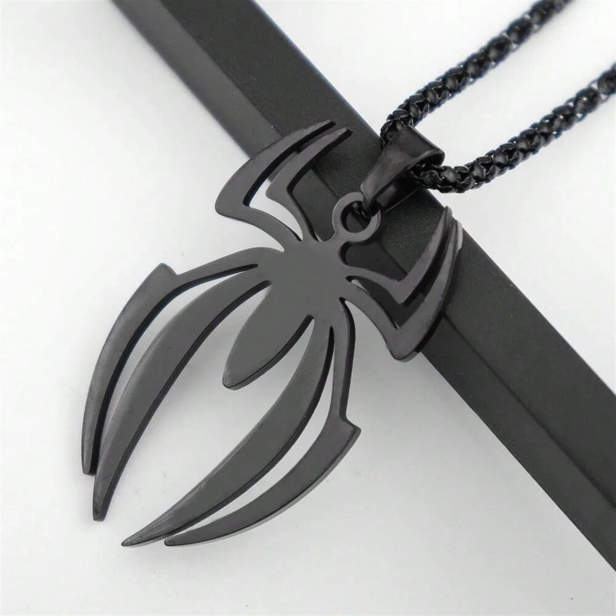 Heroic Spider Pendant Necklace™